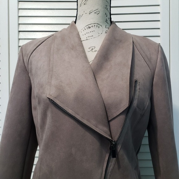 KUT from the Kloth Faux Suede Moto Jacket Women's Large Taupe Asymmetrical Zip - Picture 3 of 11